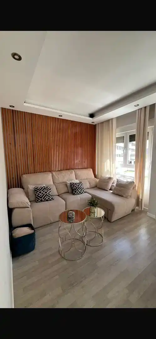 Sala d'estar de Pis en venda en  Sevilla Capital amb Aire condicionat i Piscina