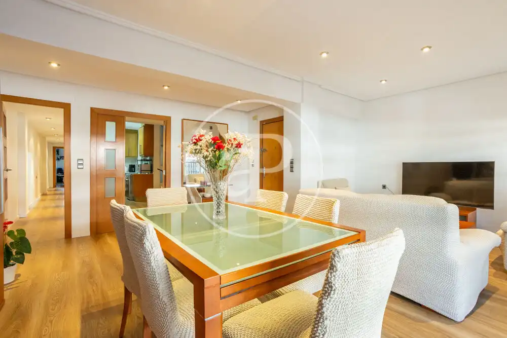 Comedor de Piso en venta en Valencia con Aire acondicionado, Calefacción y Balcón