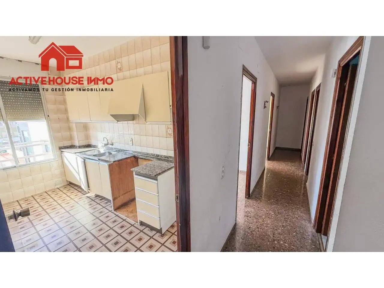 Außenansicht von Wohnung zum Verkauf in Santa Bàrbara