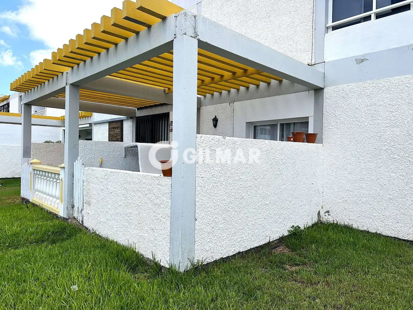 Vista exterior de Estudio en venta en Arona con Jardín privado, Piscina y Balcón