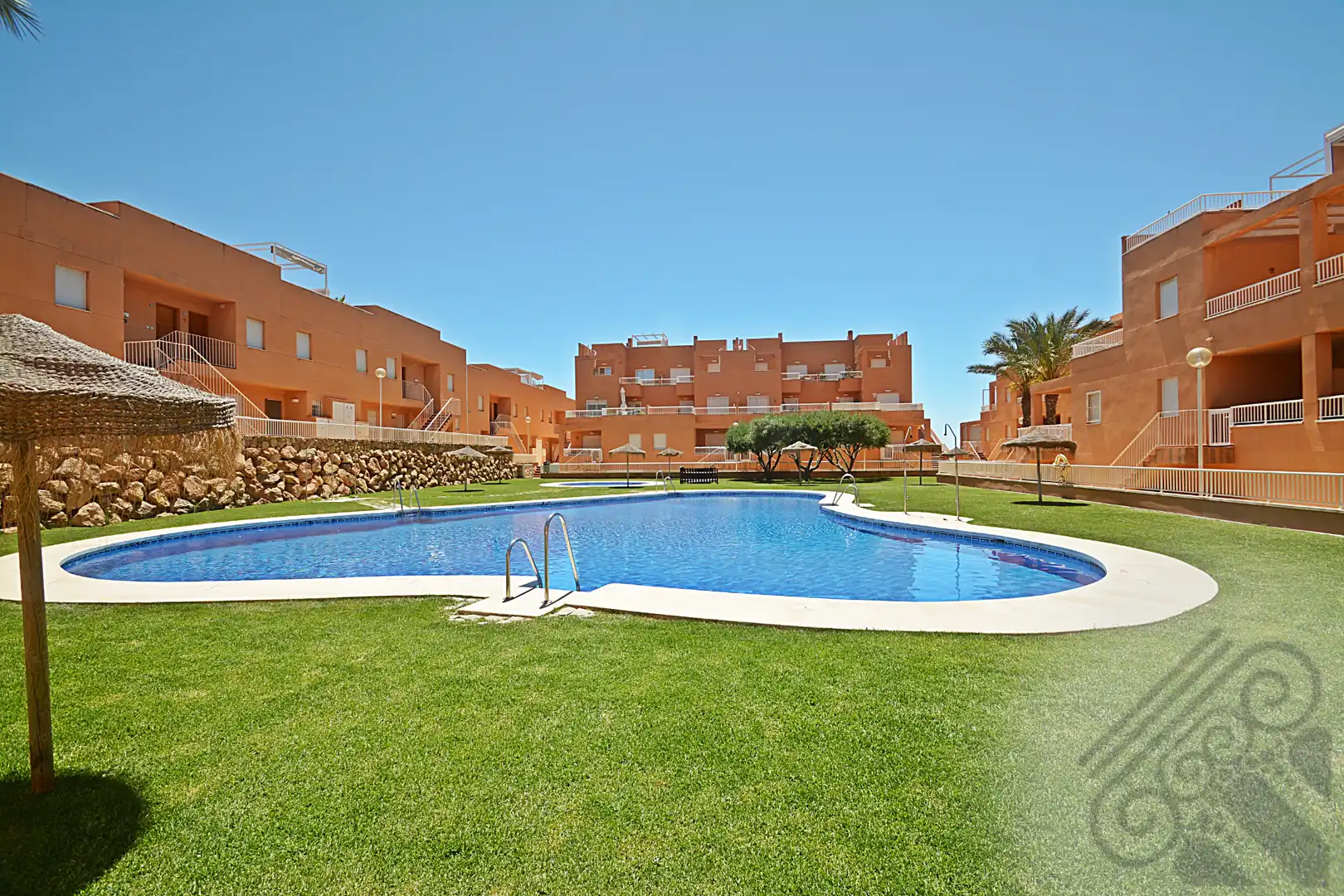 Piscina de Ático en venta en Marina de la Torre