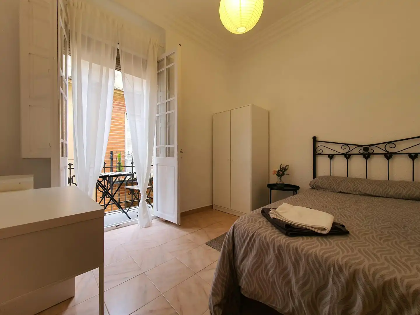 Habitación de Piso para compartir en Valencia con Lavadora