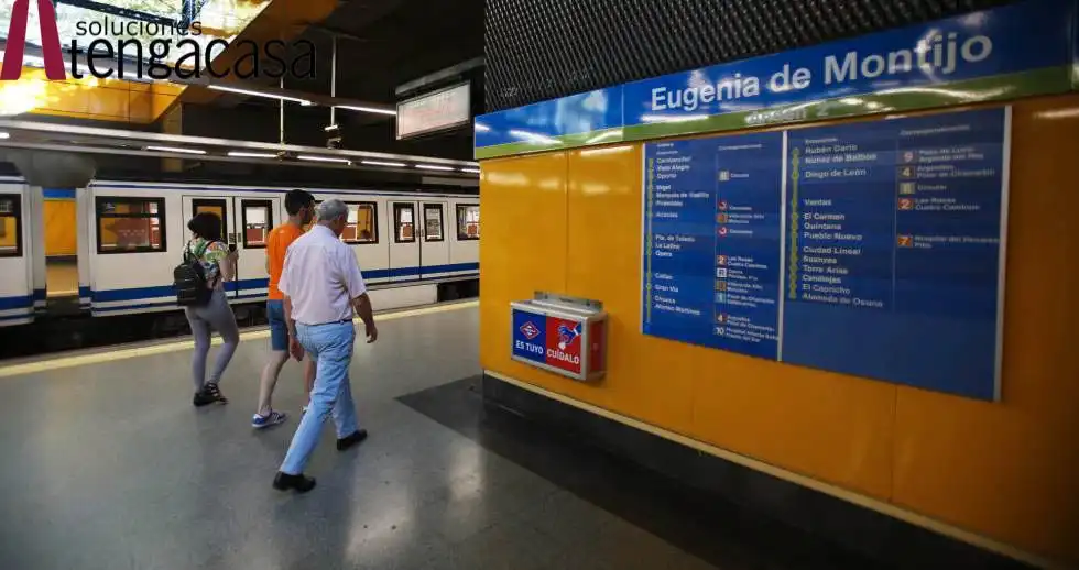 Local en venta en Calle del Cerro Almodóvar, Aluche
