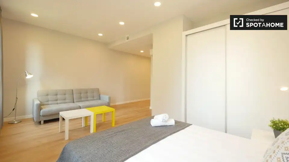 Flat with terrace to rent in Sants - Montjuïc, imagen 9