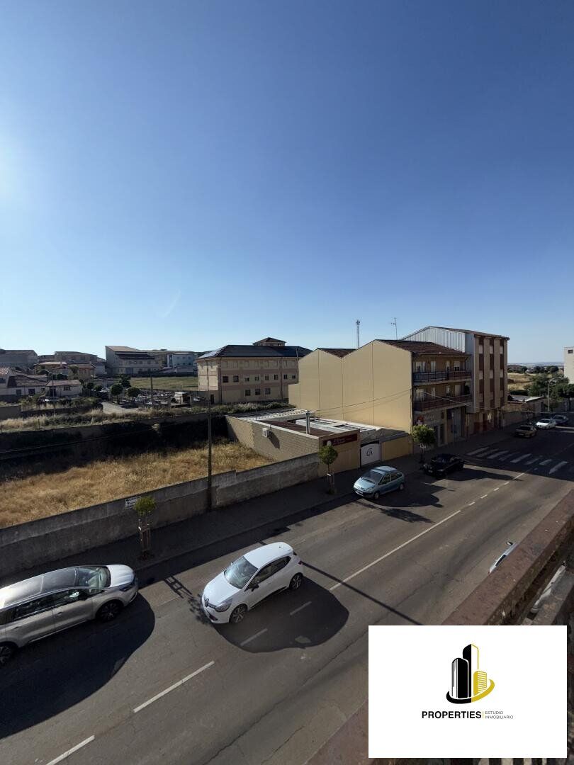 Exterior view of Building for sale in Guijuelo