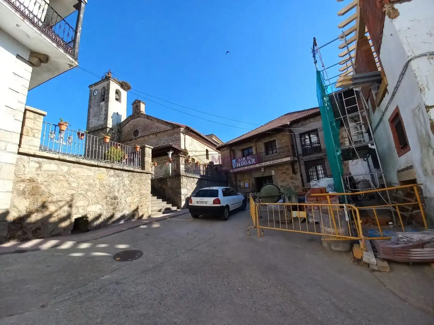 Vista exterior de Casa o chalet en venta en Poyales del Hoyo