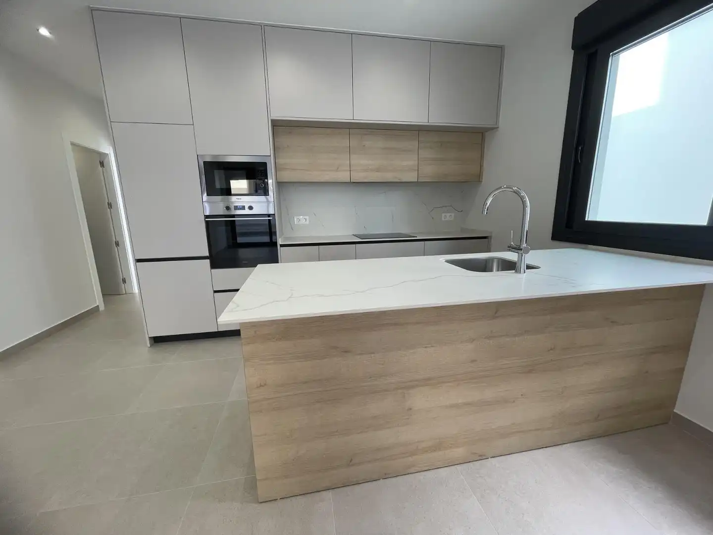 Cocina de Casa o chalet en venta en Almoradí con Aire acondicionado, Jardín privado y Terraza