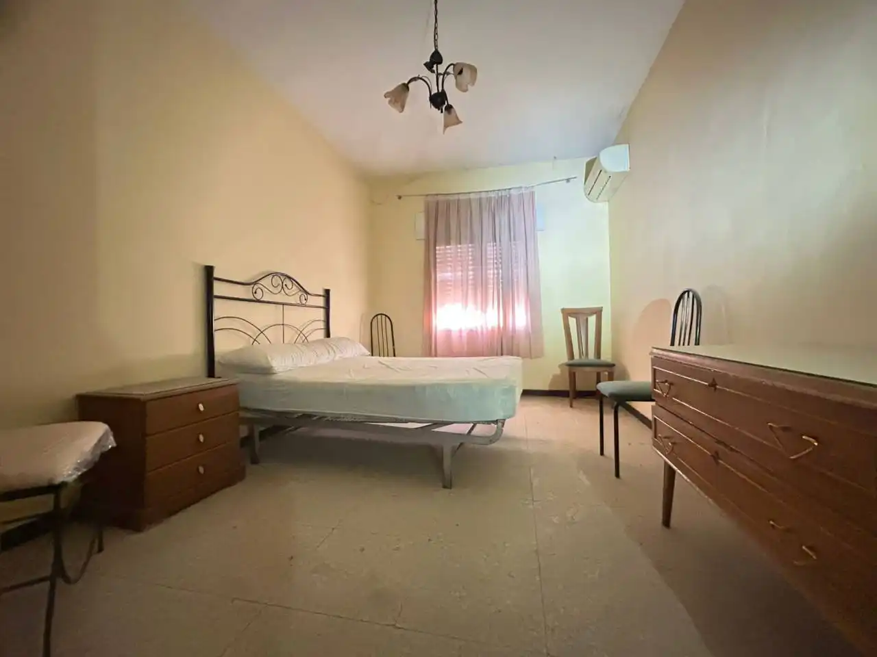 Habitación de Casa o chalet en venta en Tembleque