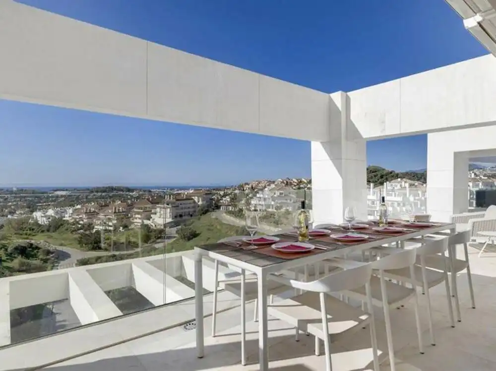 Penthouse with pool for sale in Nueva Andalucía, imagen 5