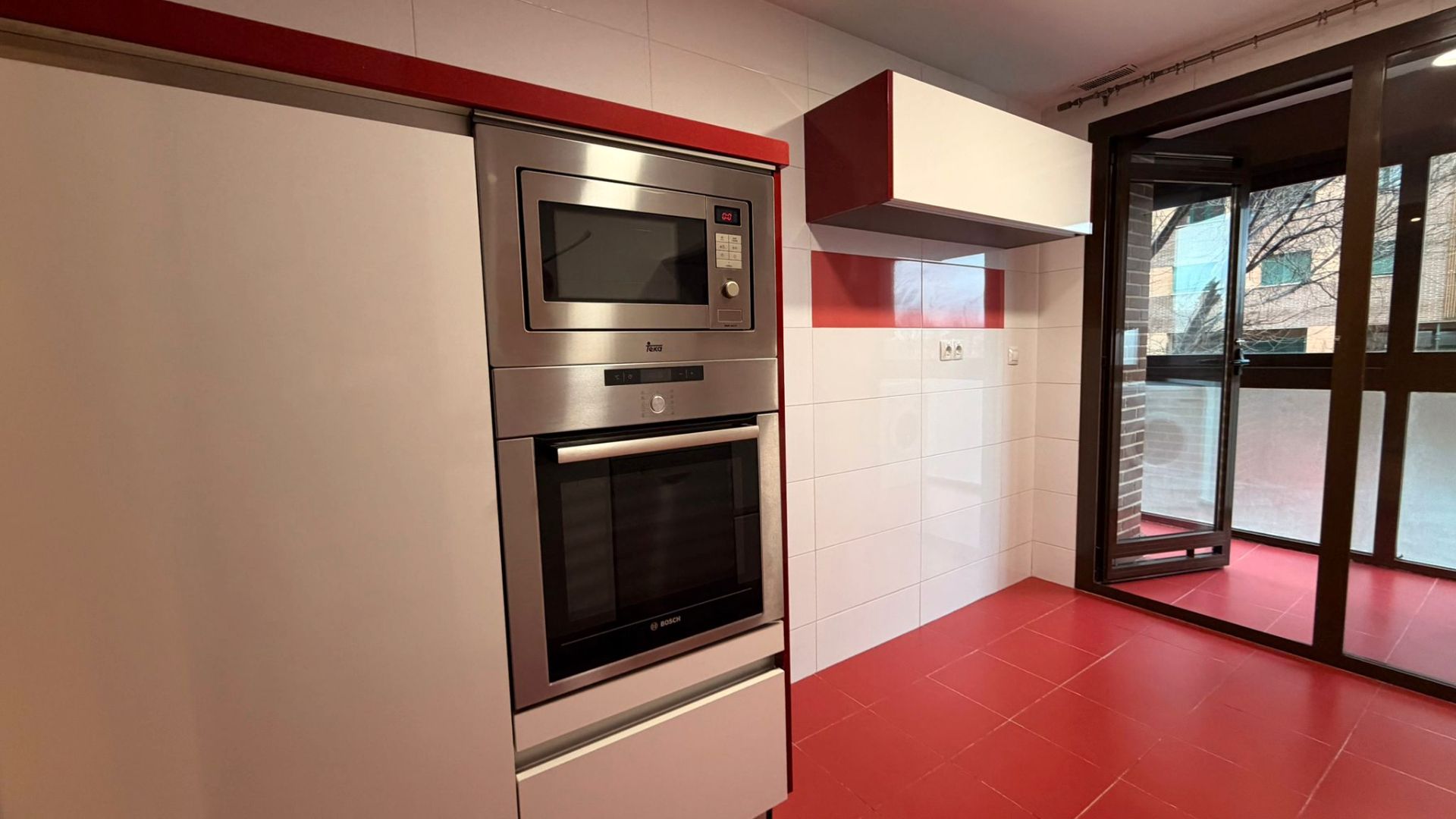 Kitchen of Flat for sale in  Madrid Capital  with Air Conditioner, Heating and Storage room