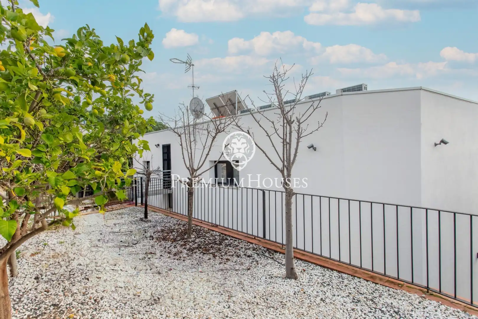 Exterior view of Houses for rent in Cabrils  with Air Conditioner, Heating and Private garden