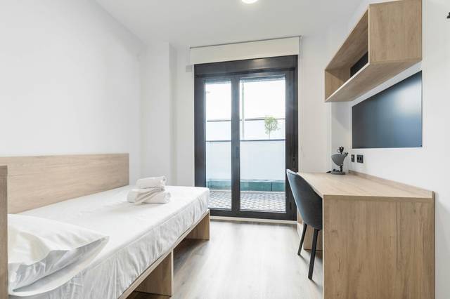 Edificio en Alquiler en N/A en Tres Olivos - Valverde