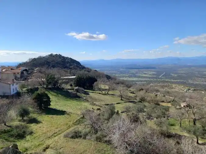 Casa adosada en venda en Cabezabellosa, Cáceres