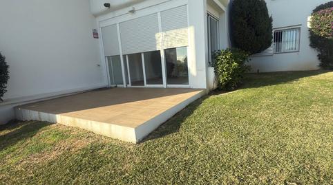 Foto 3 de Casa o xalet de lloguer a C. Azahar, Santa María, Málaga