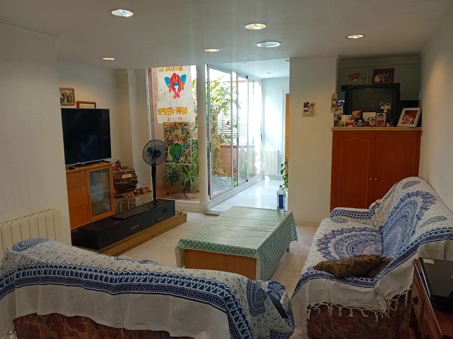 Sala de estar de Local en venta en Salt con Calefacción, Terraza y Amueblado