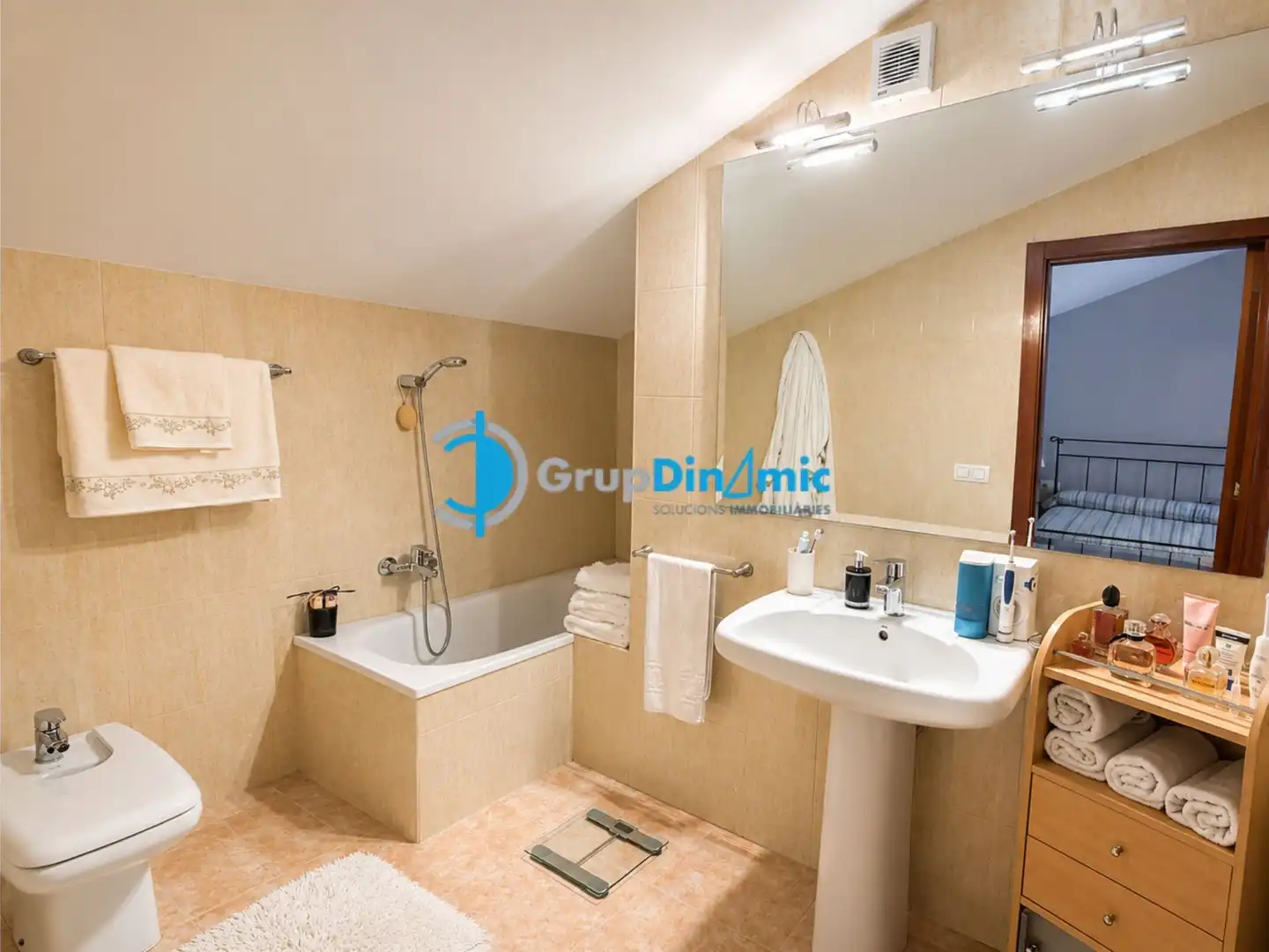 Bathroom of Duplexes for sale in Palamós  with Air Conditioner, Heating and Terrace