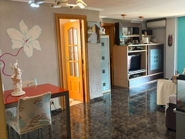 Pis amb balcó en venda a Calle de Ramiro Maeztu