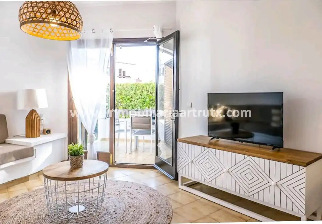 Apartment with pool for sale in Cala en Blanes, imagen 2
