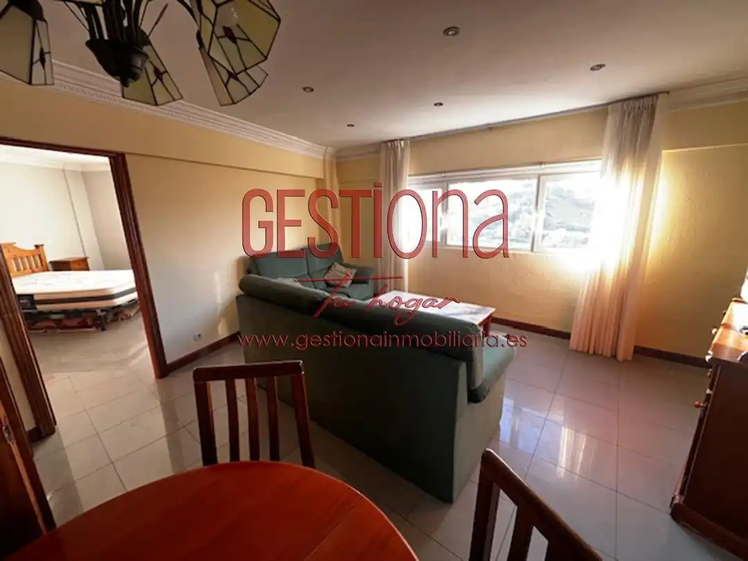 Habitación de Apartamento en venta en Laredo