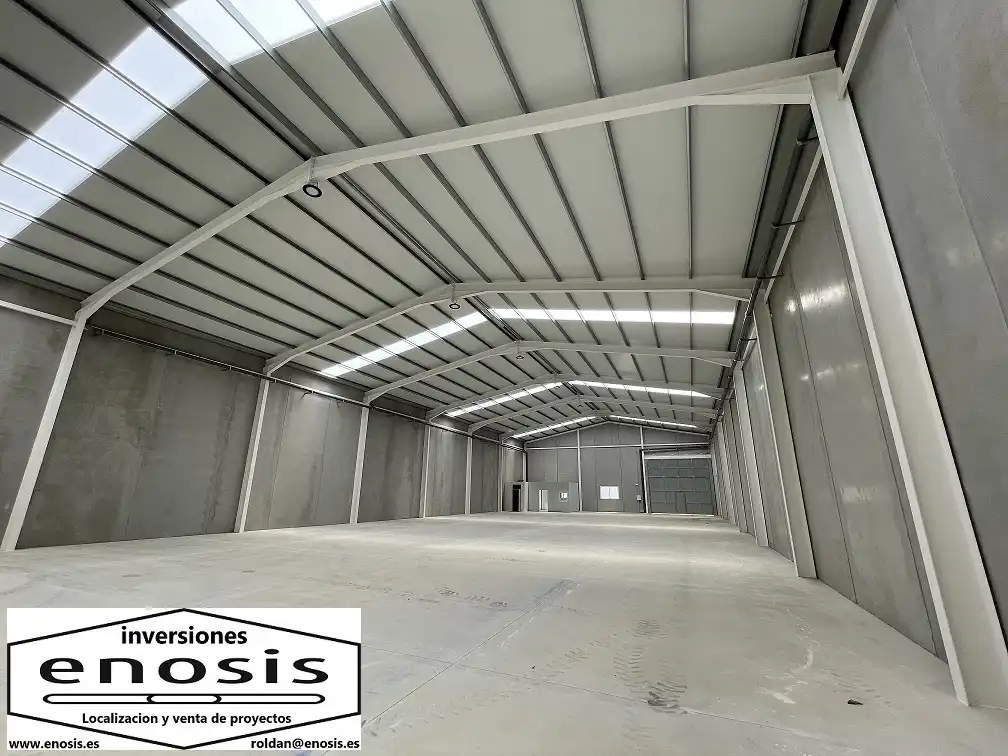 Nave industrial de alquiler en Roldán