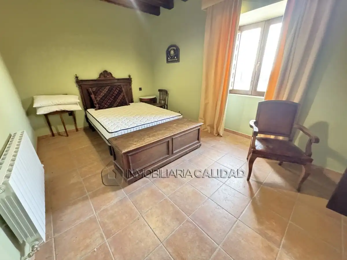 Habitación de Casa o chalet en venta en Burgos con Calefacción