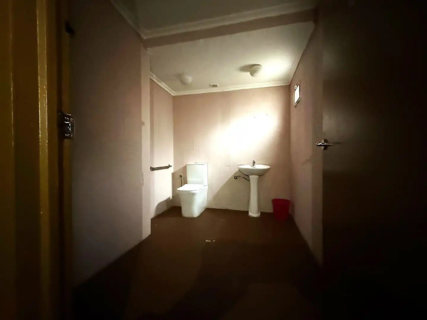 Baño de Local de alquiler en Finestrat con Terraza