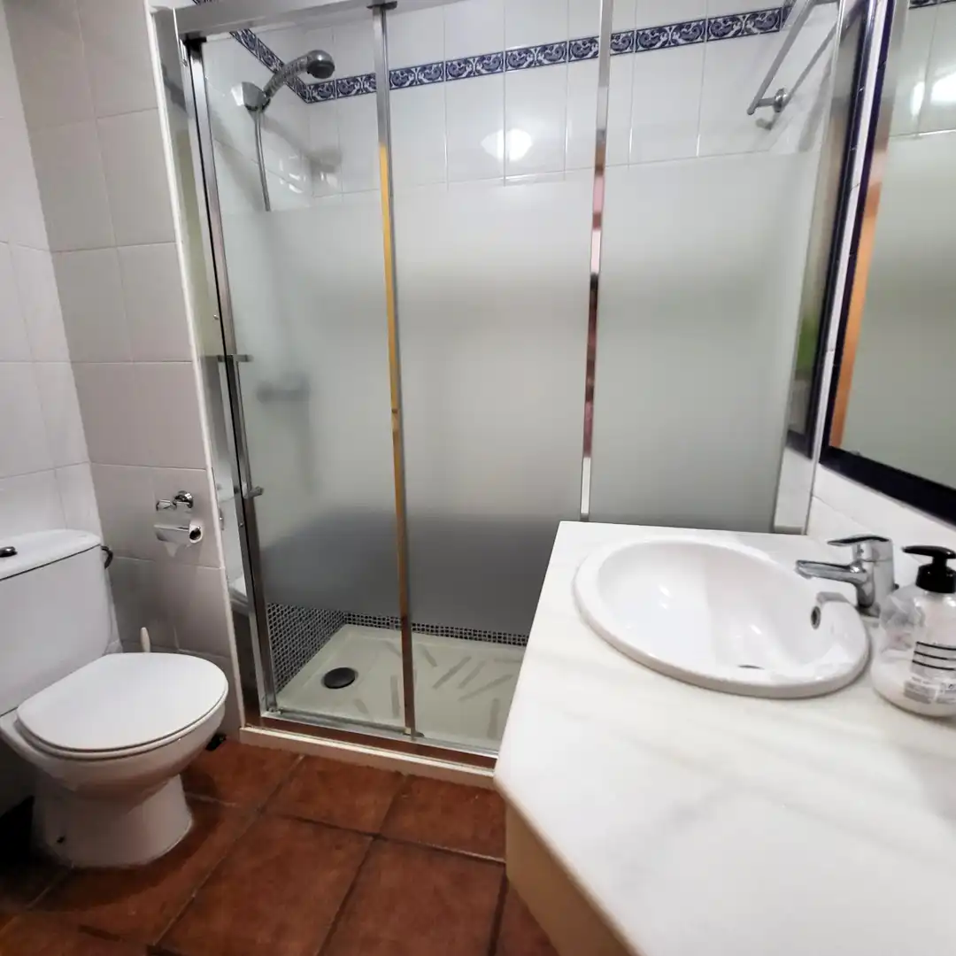 Bany de Planta baixa en venda en Estepona amb Jardí privat, Terrassa i Piscina