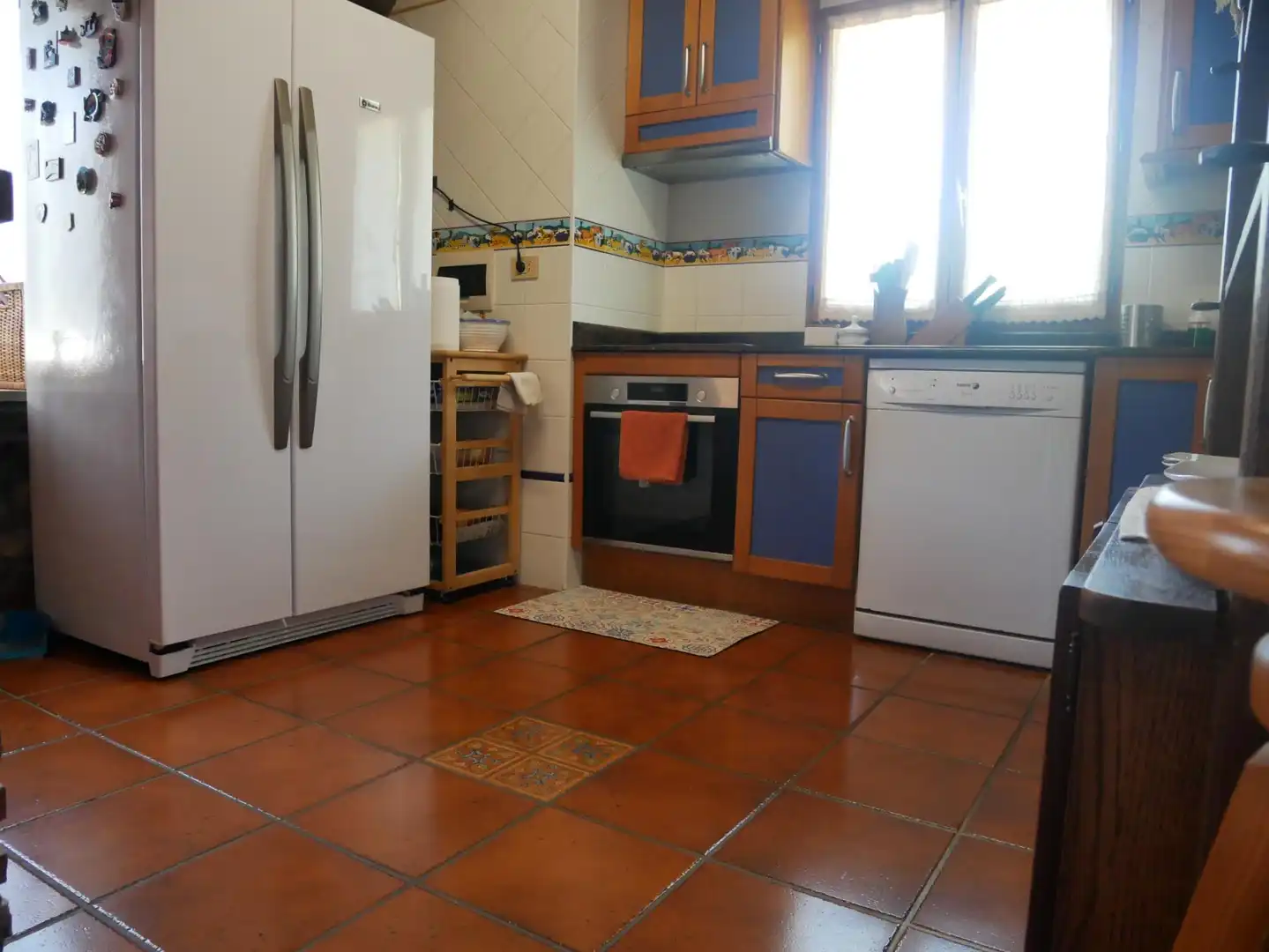 Cuina de Casa adosada en venda en Arrankudiaga / Zollo amb Calefacció i Jardí privat