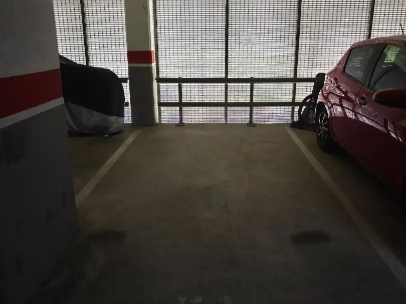 Parkplatz von Garage zur Miete in L'Hospitalet de Llobregat