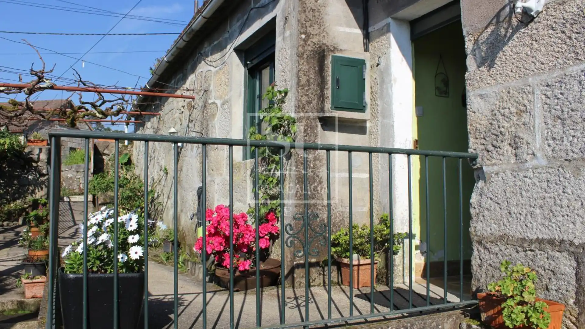 Balcony of Houses for sale in Gondomar  with Heating, Private garden and Storage room