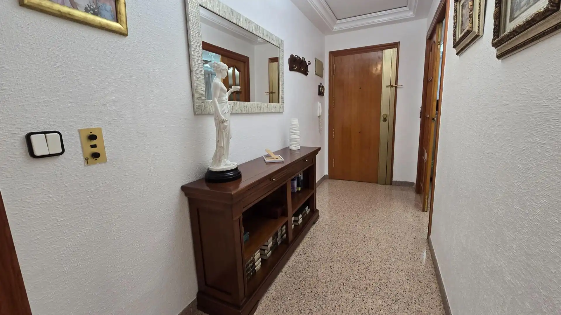 Flat for sale in Calle mariano luiña , Pont Nou - Corazón de Jesús