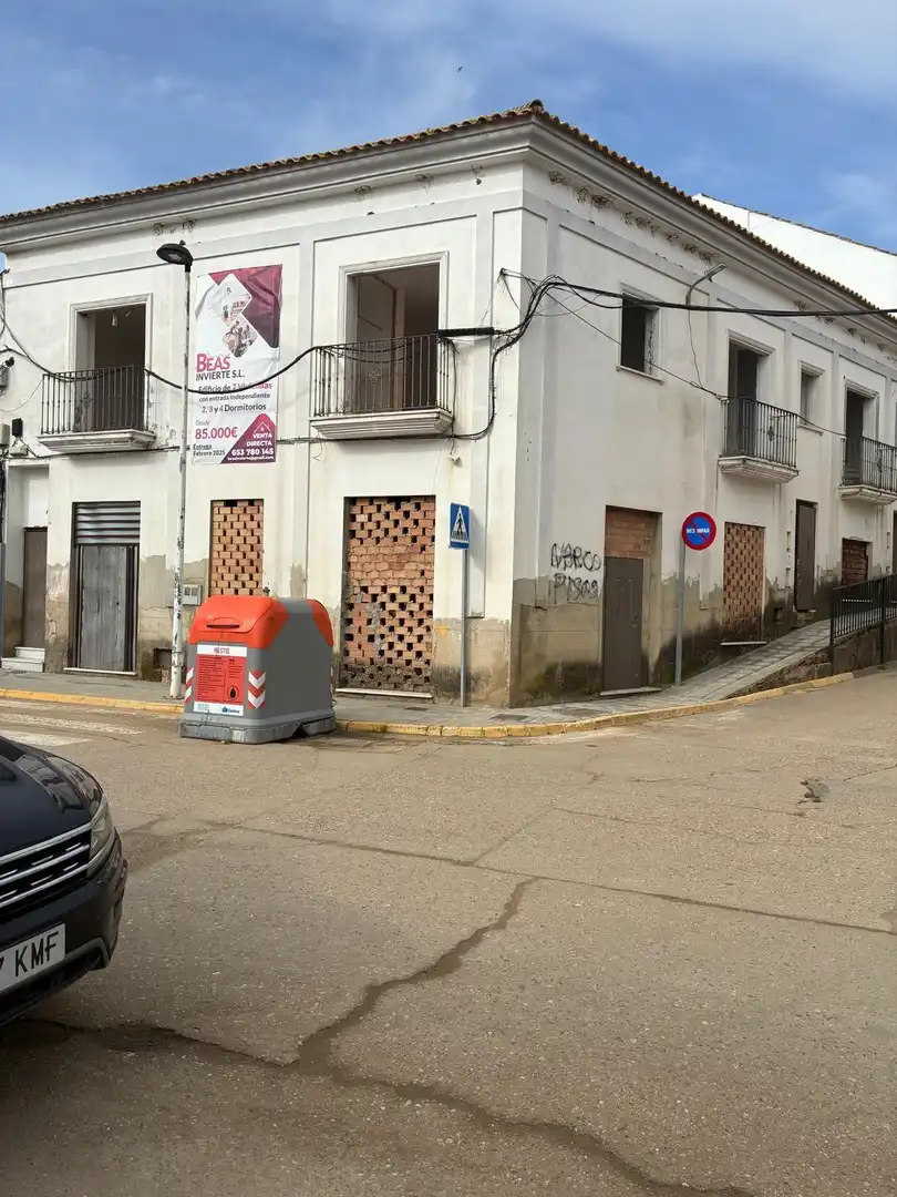 Local comercial en venda a Beas, imagen 2