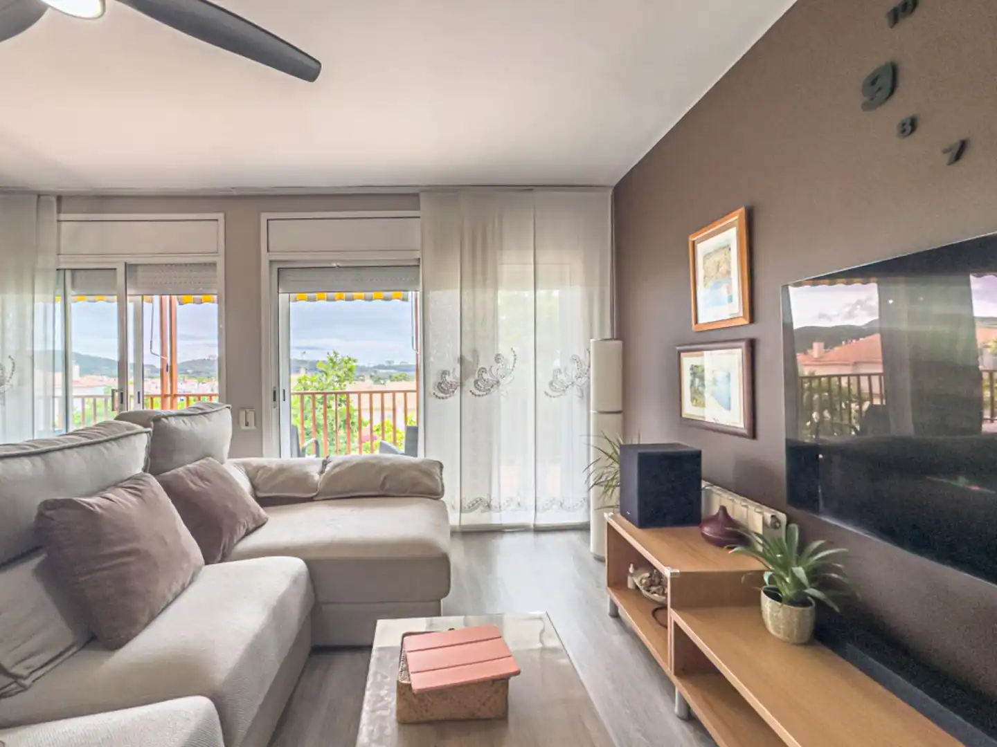 Living room of Attic for sale in Sant Pere de Ribes  with Heating, Private garden and Parquet flooring