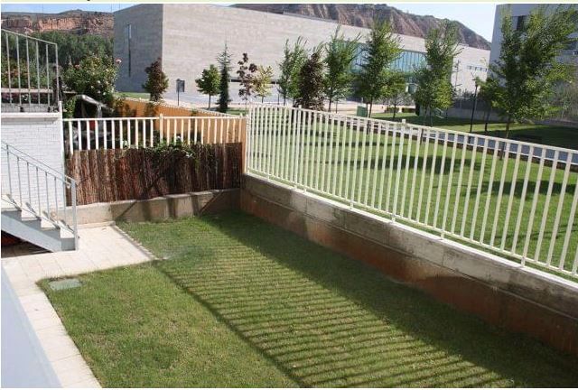 Jardí de Planta baixa en venda en  Logroño amb Calefacció, Jardí privat i Parquet