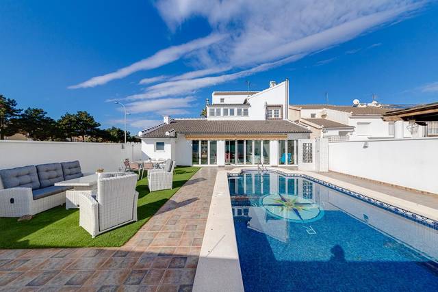 Casa-chalet en Venta en San Javier ciudad