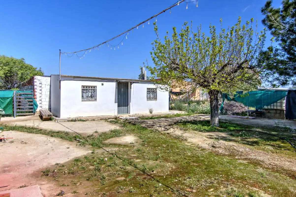 Vista exterior de Casa o xalet en venda en Alicante / Alacant amb Aire condicionat, Calefacció i Jardí privat