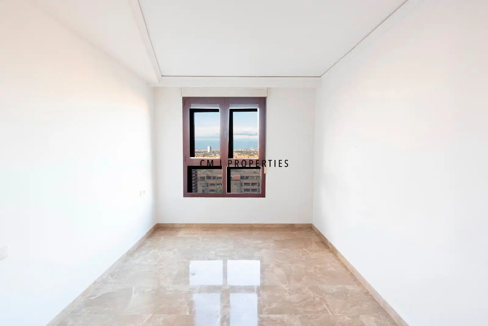 Habitación de Piso en venta en Valencia con Aire acondicionado, Calefacción y Terraza