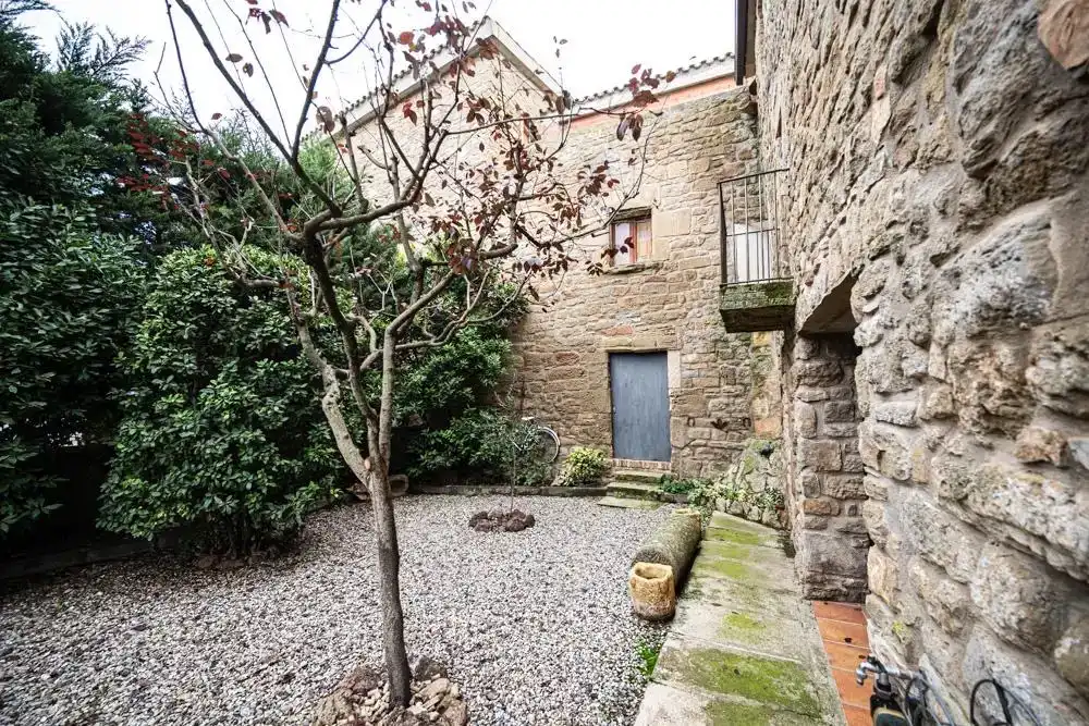 Jardí de Casa adosada en venda en Guissona amb Balcó