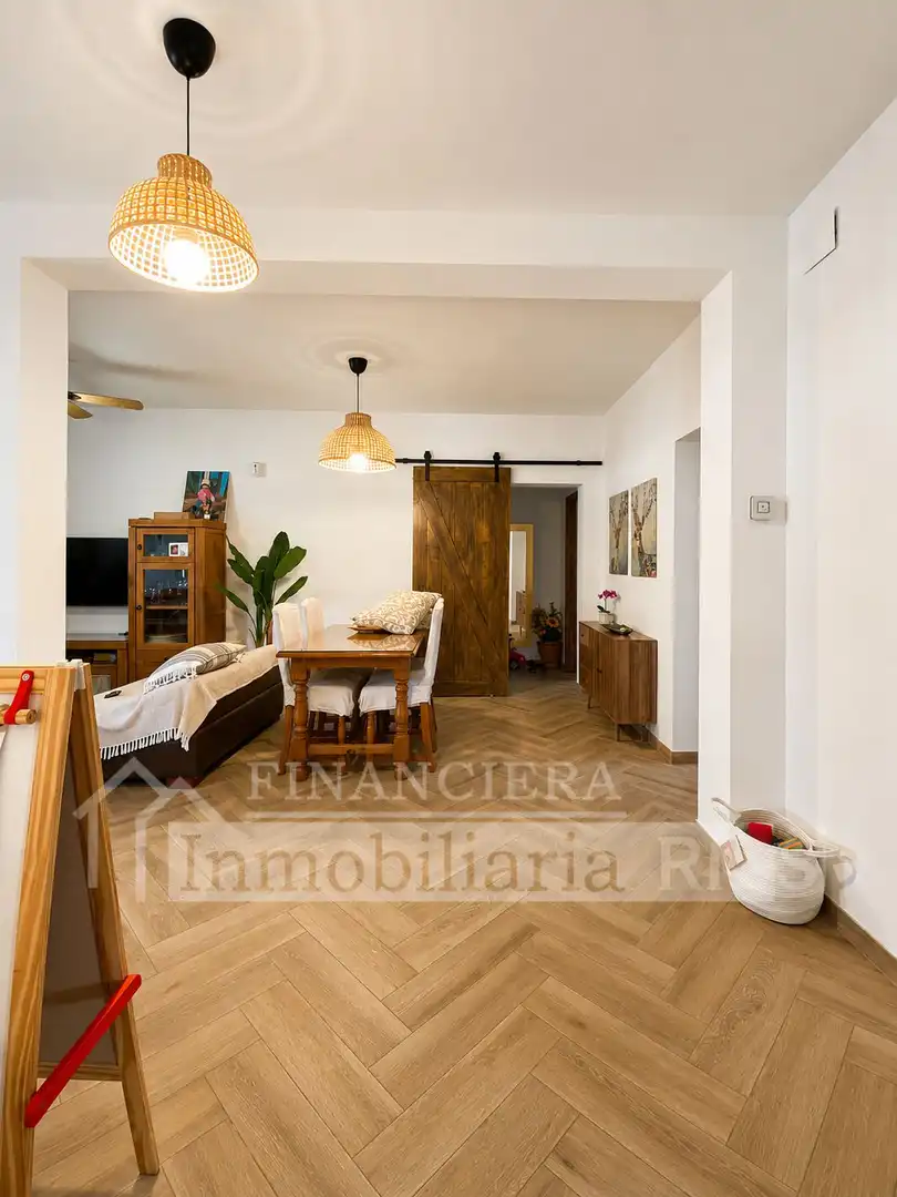 Wohnzimmer von Haus oder Chalet zum Verkauf in Alcalá de Guadaira mit Klimaanlage, Privatgarten und Abstellraum