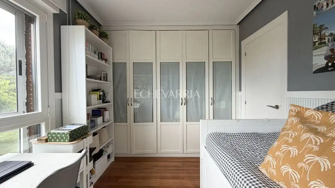 Habitación de Piso en venta en Leioa con Calefacción, Jardín privado y Terraza
