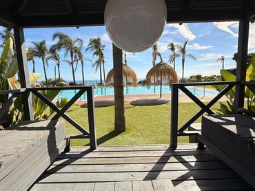 Apartamento con piscina en venta en El Faro de Calaburra - Chaparral