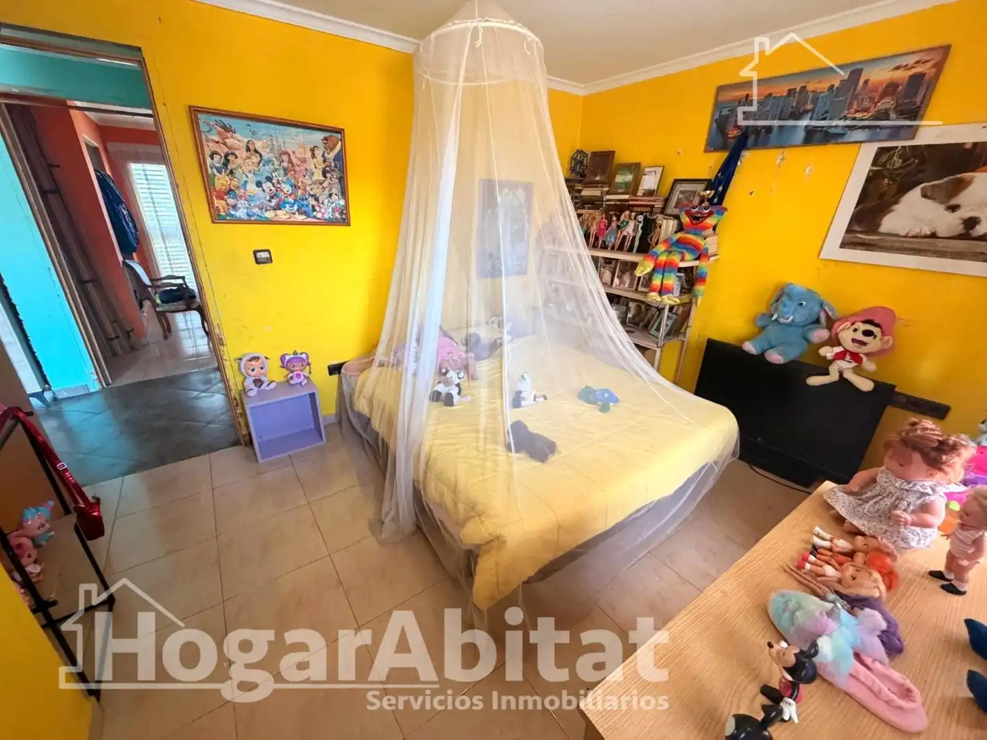 Habitación de Casa o chalet en venta en Chiva con Aire acondicionado, Calefacción y Jardín privado