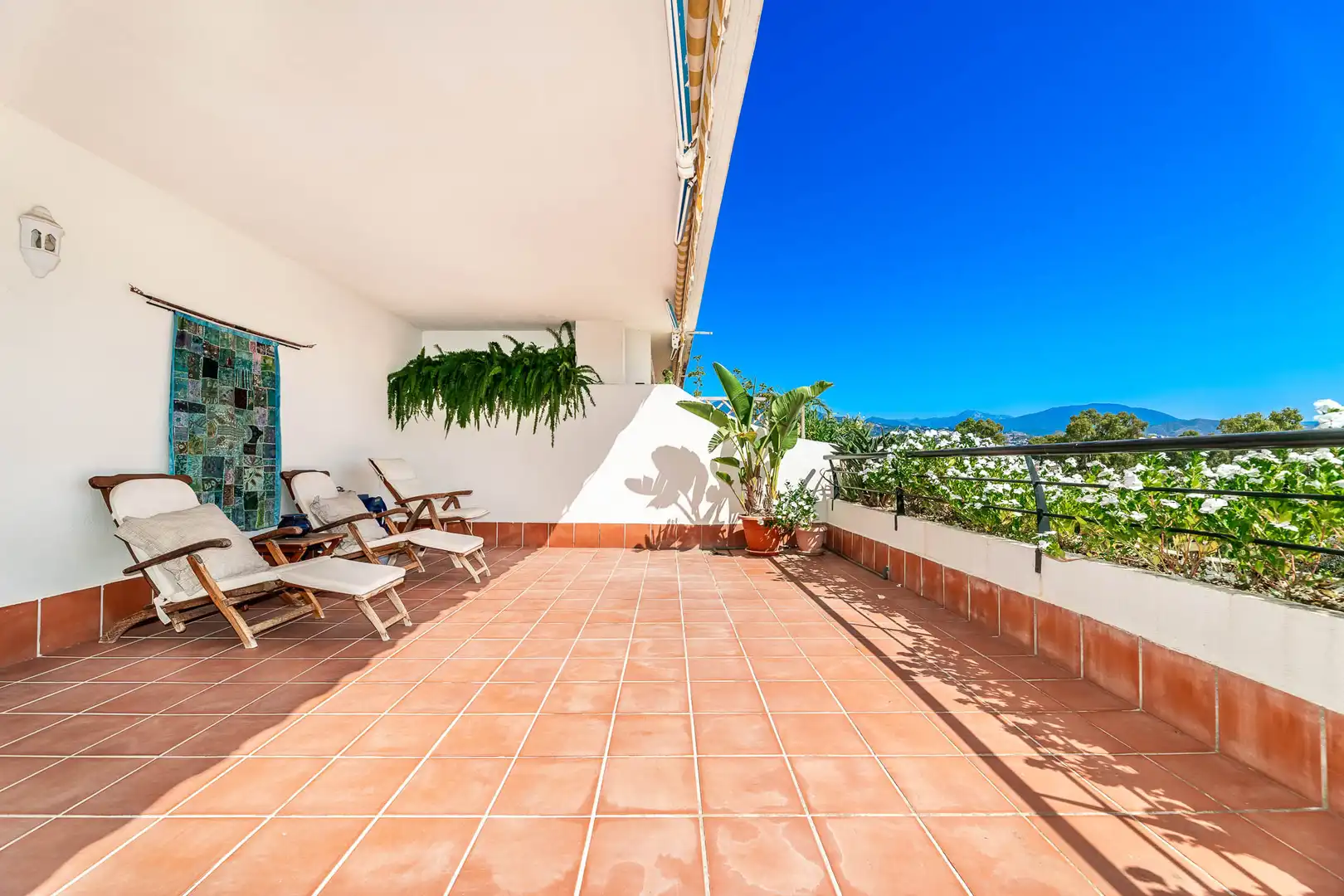 Terraza de Ático en venta en Marbella con Aire acondicionado, Calefacción y Terraza
