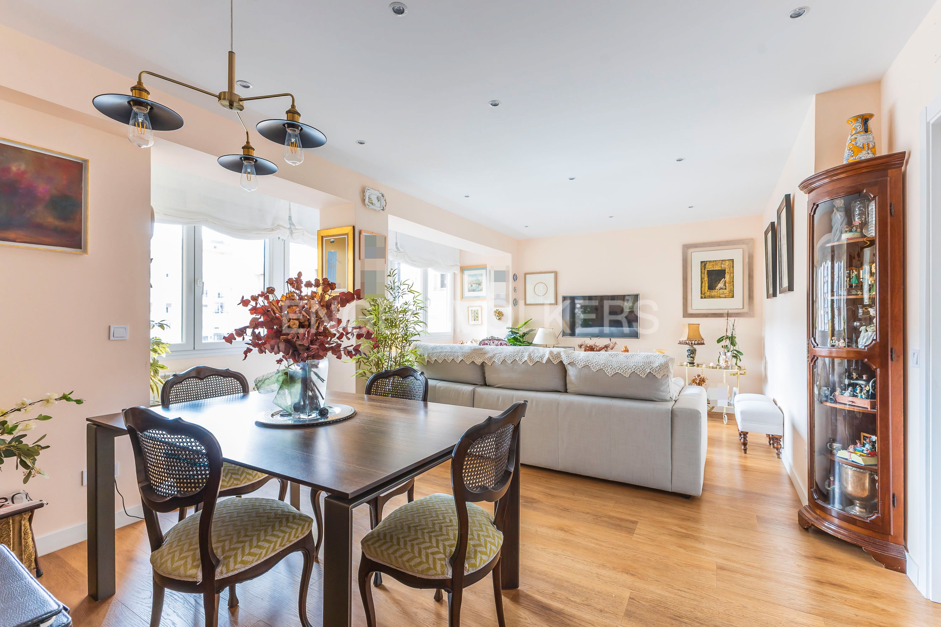 Sala de estar de Apartamento en venta en  Madrid Capital con Calefacción