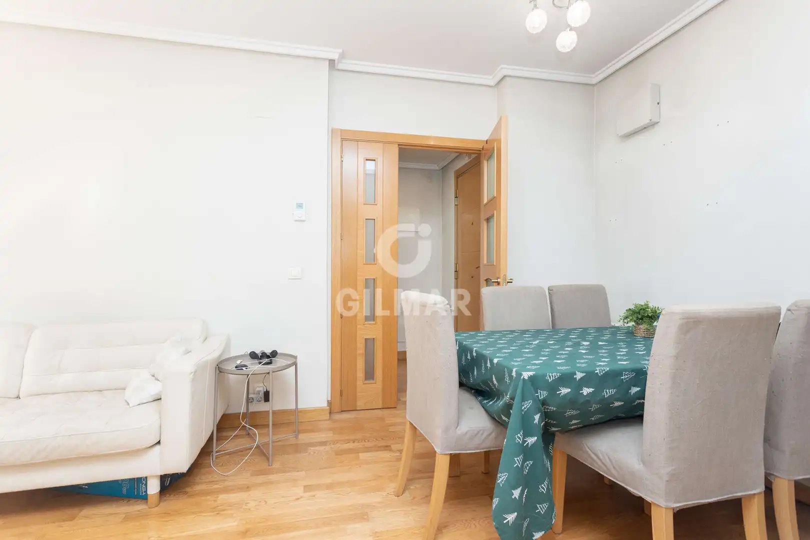 Comedor de Planta baja en venta en Madrid con Calefacción, Trastero y Piscina