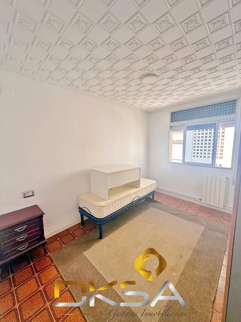 Dormitori de Pis en venda en Vila-real amb Aire condicionat, Calefacció i Terrassa