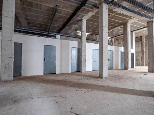 Local comercial en Venta en Calle Vasco de Gama, 5 en Cardones