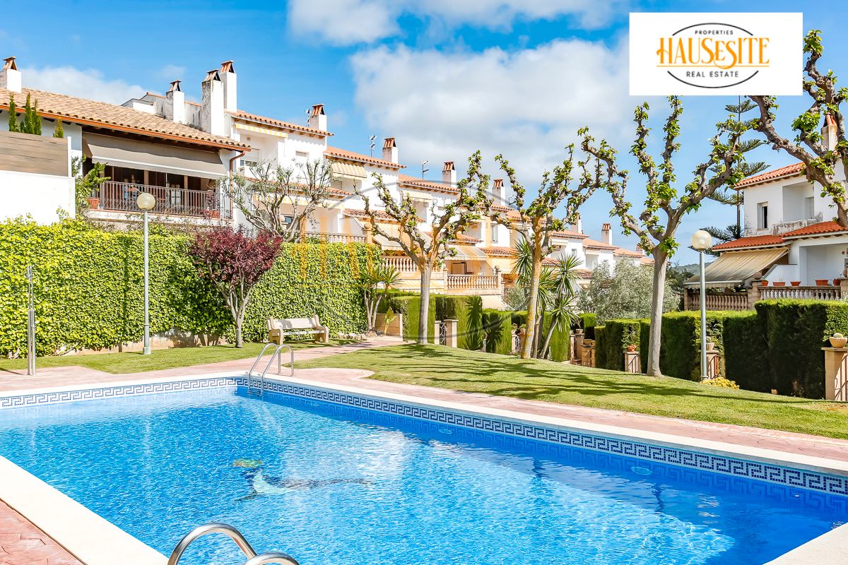 Garden of Single-family semi-detached for sale in Sant Pere de Ribes  with Air Conditioner, Heating and Private garden