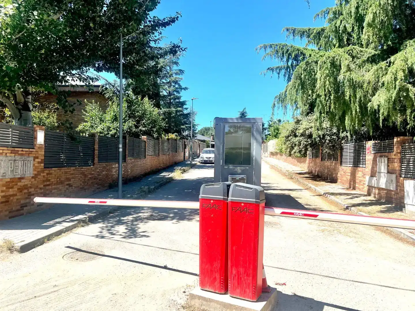 Aparcament de Pis en venda en Guadarrama amb Aire condicionat i Piscina