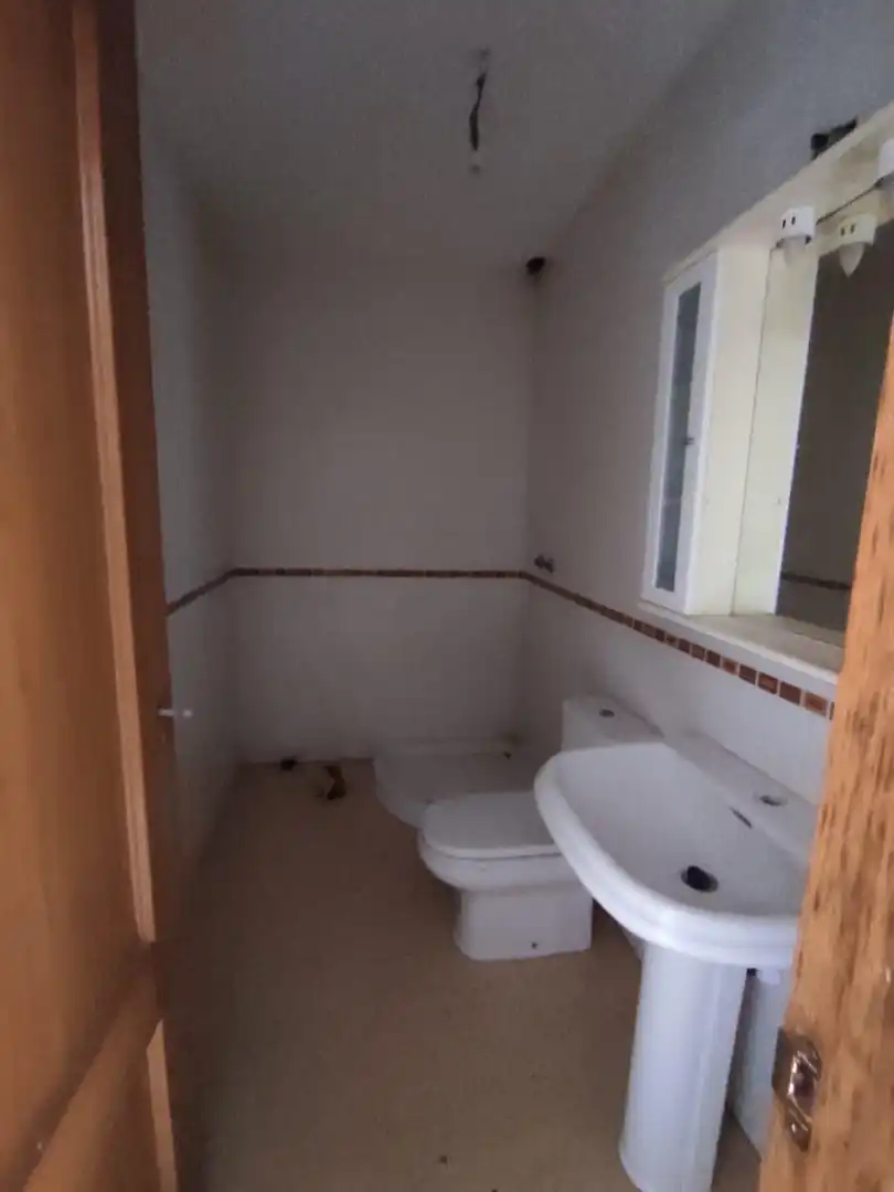 Casa adosada en venta en Cadalso de los Vidrios